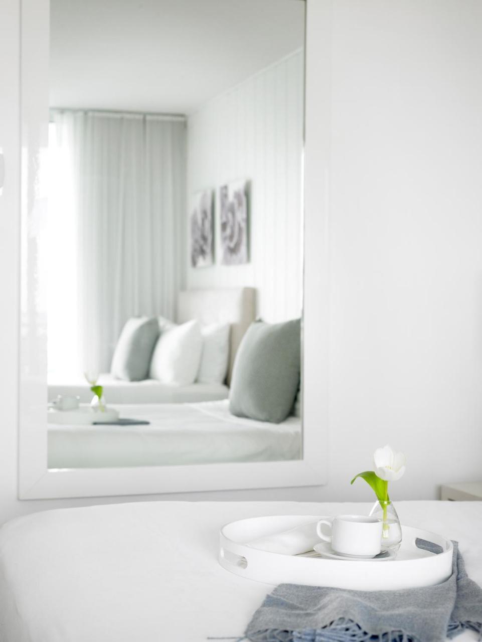 Habitación Doble Deluxe con balcón y vistas al mar